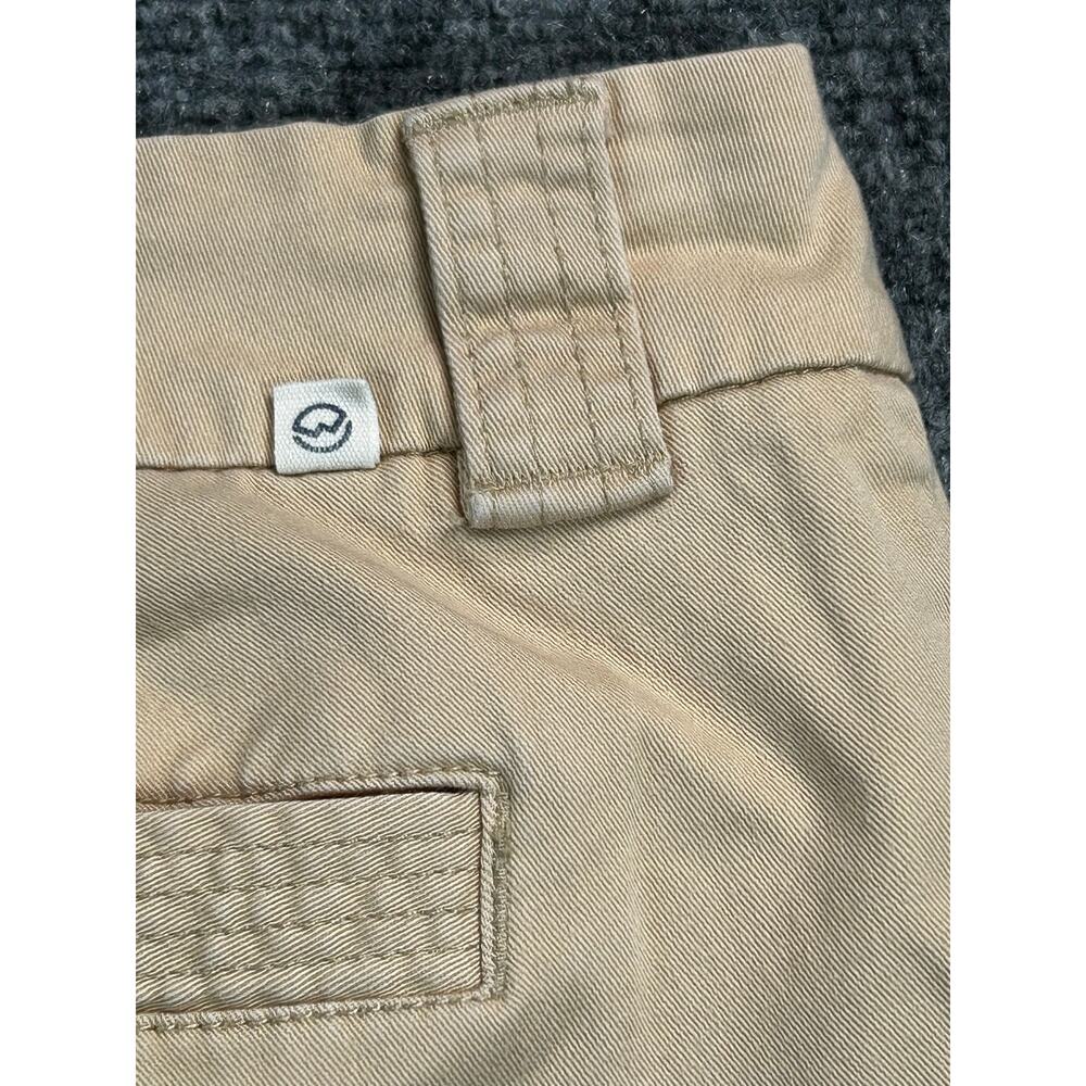 Magellan Outdoors Women's Khaki Chino Shorts Size 10 Beige Stretch Casual Hiking - Picture 5 of 7